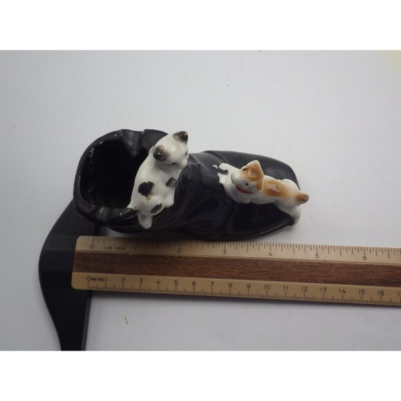 Old Boot Ashtray Dog Chasing Cat Planter Pen Holder Vintage Ceramic - Picture 5 of 9